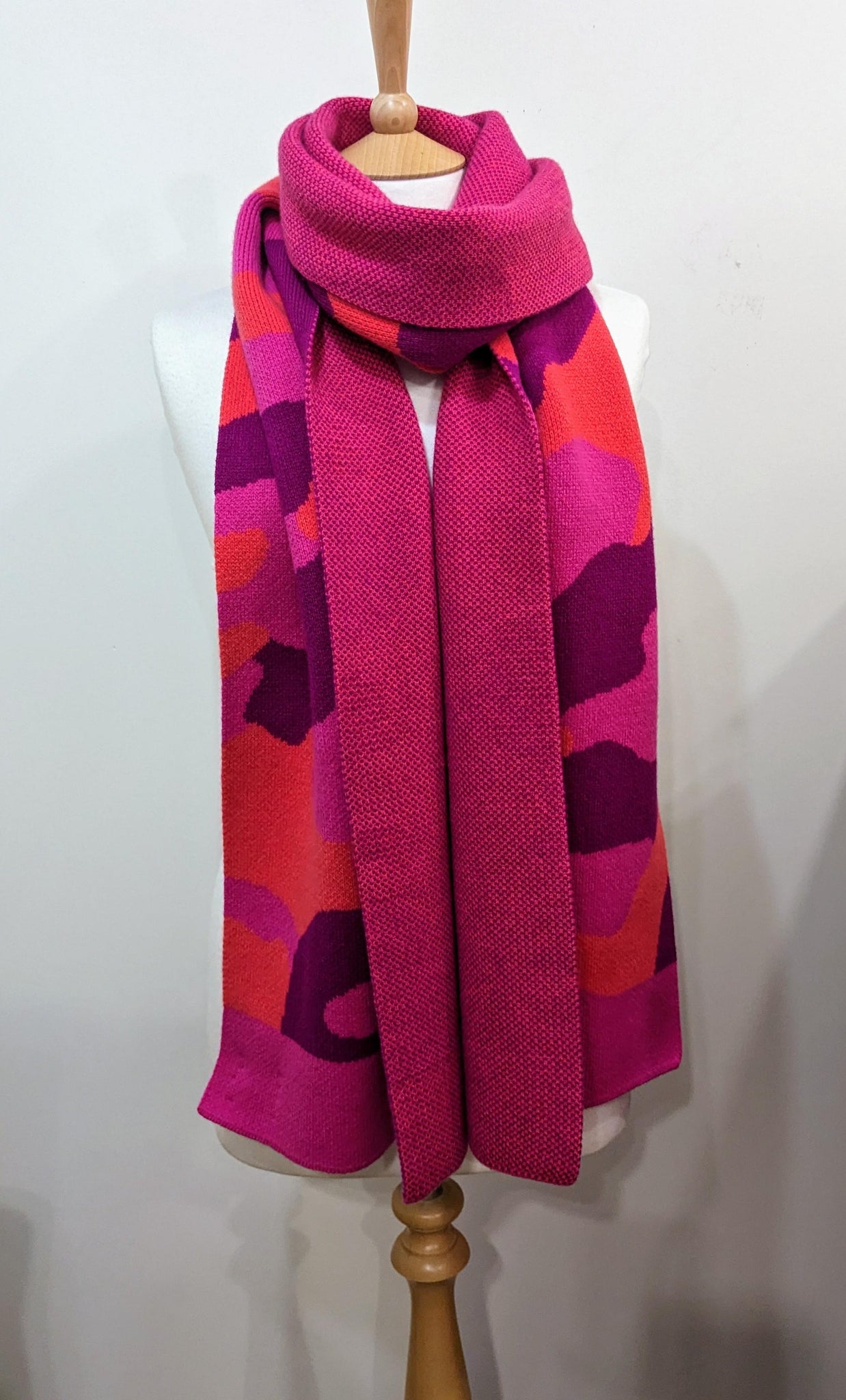 Camo Blanket Scarf In Pink Mix